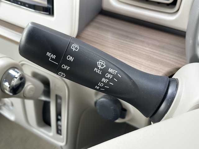 スズキ ラパン S 富山県 2019(令1)年 8.4万km フォーンベージュメタリック/ホワイト2トーンルーフ 禁煙車/バックカメラ/社外ナビ/電動格納ミラー/キセノンヘッドランプ（HID）/スマートキー/シートヒーター（運転席）/アイドリングストップ/ETC/プッシュスタート/純正フロアマット/本革巻きステアリング/盗難防止装置/衝突軽減システム/横滑り防止装置/ウッドパネル