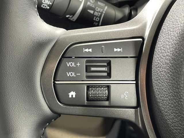 ホンダ フリード ハイブリット e:HEV AIR EX 神奈川県 2025(令7)年 0.1千km メテオロイドグレーメタリック 登録済未使用車/純正9型ディスプレイオーディオ【LXM-242ZFNI】/ホンダコネクトナビ/フルセグ　Bluetooth　AM FM　USB　iPod/両側電動スライドドア【サンシェード】/ホンダセンシング/CMBS衝突軽減ブレーキ/誤発進抑制機能/急アクセル抑制機能/路外逸脱抑制機能/アダブティブクルーズコントロール/LKAS車線維持支援システム/先行車発進お知らせ機能/標識認識機能/ブラインドスポットインフォメーション/パーキングセンサーシステム/後退出庫サポート/オートハイビーム/革巻きステアリング/前席シートヒーター/ECON/電動パーキングブレーキ/オートブレーキホールド/プッシュスタート/スマートキー/純正15インチアルミホイール/LEDヘッドランプ/オートライト/スペアキー