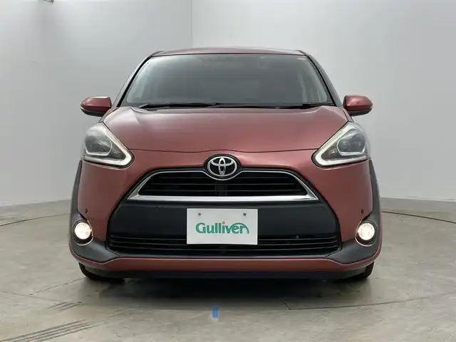 トヨタ シエンタ G 岡山県 2017(平29)年 7.4万km レッドマイカM 純正SDナビ　NSZT-W66T/　地デジ/Bluetooth/CD/DVD/バックカメラ/ETC/両側パワースライドドア/シートヒーター/プッシュスタート/スマートキー/前後ドライブレコーダー/純正フロアマット/社外コーナーセンサー/ステアリングスイッチ/LEDヘッドライト/オートライト/フォグランプ/スペアキー/シートカバー