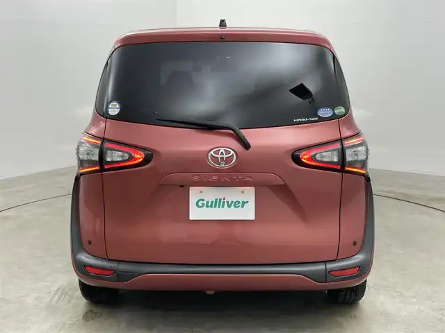 トヨタ シエンタ G 岡山県 2017(平29)年 7.4万km レッドマイカM 純正SDナビ　NSZT-W66T/　地デジ/Bluetooth/CD/DVD/バックカメラ/ETC/両側パワースライドドア/シートヒーター/プッシュスタート/スマートキー/前後ドライブレコーダー/純正フロアマット/社外コーナーセンサー/ステアリングスイッチ/LEDヘッドライト/オートライト/フォグランプ/スペアキー/シートカバー