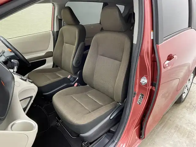 トヨタ シエンタ G 岡山県 2017(平29)年 7.4万km レッドマイカM 純正SDナビ　NSZT-W66T/　地デジ/Bluetooth/CD/DVD/バックカメラ/ETC/両側パワースライドドア/シートヒーター/プッシュスタート/スマートキー/前後ドライブレコーダー/純正フロアマット/社外コーナーセンサー/ステアリングスイッチ/LEDヘッドライト/オートライト/フォグランプ/スペアキー/シートカバー