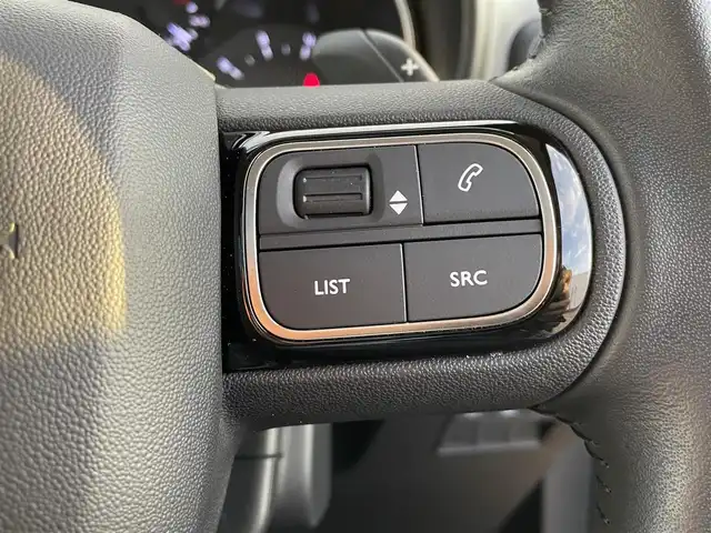 シトロエン シトロエン ベルランゴ エディション ノアール 東京都 2024(令6)年 1.8万km ノアールペルラネラ 純正ディスプレイオーディオ/パノラマルーフ/サイド／バックカメラ/Ａｐｐｌｅ　Ｃａｒ　Ｐｌａｙ/Ａｕｄｏｒｏｉｄｏ　Ａｕｔｏ/アンビエンスライト/レーンキープ/ＡＣＣ/ＢＳＭ/ＥＴＣ/スマートキー