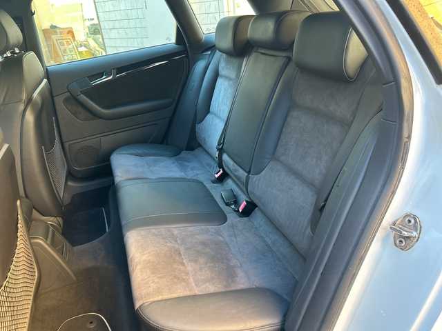 アウディ Ｓ３ スポーツバック 東京都 2009(平21)年 8.8万km 白 純正ナビ/　＜フルセグTV/DVD/CD/Bluetooth＞/ETC/ハーフレザーシート/シートヒーター/パワーシート/前方ドライブレコーダー/パドルシフト/革巻きステアリング/スペアキー/純正フロアマット/取扱説明書/保証書