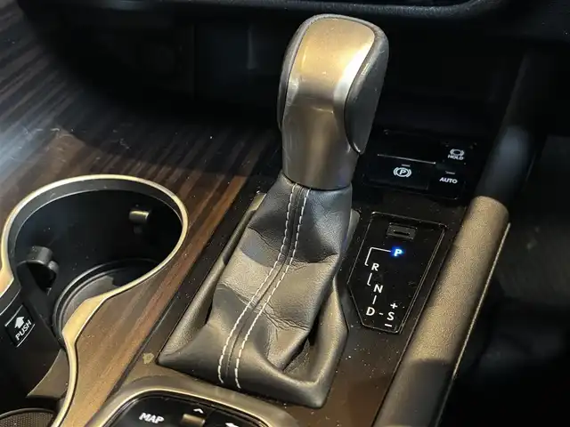 レクサス ＲＸ 450hL 宮城県 2018(平30)年 7.9万km ソニックチタニウム LSS+/HUD/純正ナビ/全周囲カメラ/フルセグTV/黒革シート/シートヒーター/エアシート/シートヒーター/アイドリングストップ/ACC/BSM/パワーバクドア/三眼LEDヘッドライト/オートマティックハイビーム/電動パーキング/オートホールド/純正20インチAW