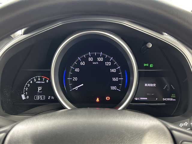 ホンダ フィット 13G L ホンダセンシング 愛知県 2017(平29)年 4.4万km ミッドナイトブルービームM 純正7型ナビ【Bluetooth CD DVD SD 品番：VXM-184VF】/バックカメラ/ドライブレコーダー/ホンダセンシング/・衝突軽減ブレーキ/・路外逸脱抑制機能/・先行車発進お知らせ/・アダプティブクルーズコントロール/・車線維持支援システム/・標識認識機能/横滑り防止装置/ECON/ステアリングリモコン/ドアバイザー/純正フロアマット/禁煙車