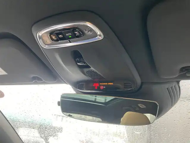 ボルボ ＸＣ６０ B5 AWD インスクリプション 岐阜県 2020(令2)年 2.7万km グレーＭ 電子制御式4輪エアサスペンション/Bowers&Wilkinsプレミアムサウンド/パノラマガラスサンルーフ/City Safety（衝突回避被害軽減ブレーキシステム）/　歩行者・サイクリスト・大型動物検知機能（夜間含む）/　インターセクションサポート（右折時対向車検知機能）/　対向車対応機能/　ステアリングサポート（衝突回避支援機能）/オンカミングレーンミティゲーション/全車速追従機能付ACC/パイロットアシスト/後車衝突回避支援機能付ブラインドスポット/レーンチェンジマージエイド/レーンキーピングエイド/フルアクティブハイビーム/360°ビューカメラ/ヘッドアップ・ディスプレイ/HDDナビゲーションシステム/12セグ地上デジタルTV/ETC2.0対応車載器