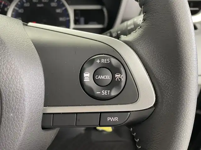 トヨタ ルーミー カスタムG 大分県 2023(令5)年 0.7万km ブラックマイカメタリック 純正９型ナビ　NSZT-Y68T/(CD/DVD/Ｂｌｕｅｔｏｏｔｈ/フルセグＴＶ/SD)/スマートアシストIII/・衝突回避支援ブレーキ機能/・衝突警報機能/・車線逸脱警報機能/・誤発進抑制制御機能/・先行車発進お知らせ機能/・コーナーセンサー/・オートハイビーム/アダプティブクルーズコントロール/パノラミックビューモニター/ビルトインＥＴＣ/ワンオーナー/寒冷地仕様/スマートキー×２/純正ドライブレコーダー/両側パワースライド/オートホールド/電動格納ウィンカーミラー/ドアバイザー/ステアリングリモコン/リアサンシェード