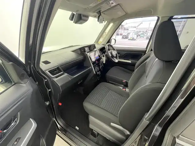 トヨタ ルーミー カスタムG 大分県 2023(令5)年 0.7万km ブラックマイカメタリック 純正９型ナビ　NSZT-Y68T/(CD/DVD/Ｂｌｕｅｔｏｏｔｈ/フルセグＴＶ/SD)/スマートアシストIII/・衝突回避支援ブレーキ機能/・衝突警報機能/・車線逸脱警報機能/・誤発進抑制制御機能/・先行車発進お知らせ機能/・コーナーセンサー/・オートハイビーム/アダプティブクルーズコントロール/パノラミックビューモニター/ビルトインＥＴＣ/ワンオーナー/寒冷地仕様/スマートキー×２/純正ドライブレコーダー/両側パワースライド/オートホールド/電動格納ウィンカーミラー/ドアバイザー/ステアリングリモコン/リアサンシェード