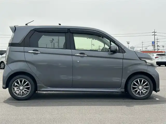 トヨタ シエンタ ハイブリッド ファンベースG 岡山県 2019(平31)年 6.3万km ブラックマイカ 純正ナビ　/Ｂカメラ　/衝突被害軽減システム　/両側パワースライドドア　/クルーズコントロール　/レーンキープアシスト　/横滑り防止装置　/シートヒーター　/Bluetooth　/USB入力端子　/ETC　/AAC　/ステアリングヒーター