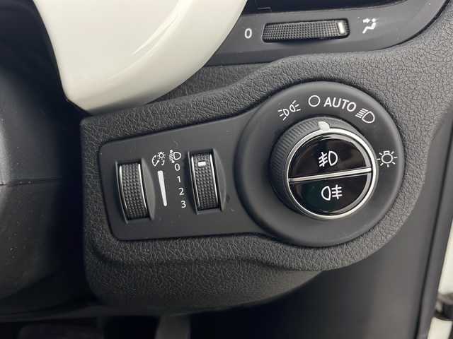 フィアット ５００Ｘ ポップスター 秋田県 2016(平28)年 7.7万km BIANCO GHIACCIO パドルシフト/電動パーキングブレーキ/コーナーセンサー/クルーズコントロール/ETC/オートエアコン/スマートキー/純正アルミホイール/アイドリングストップ/オートライト