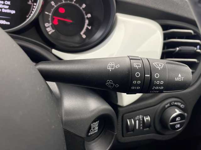 フィアット ５００Ｘ ポップスター 秋田県 2016(平28)年 7.7万km BIANCO GHIACCIO パドルシフト/電動パーキングブレーキ/コーナーセンサー/クルーズコントロール/ETC/オートエアコン/スマートキー/純正アルミホイール/アイドリングストップ/オートライト
