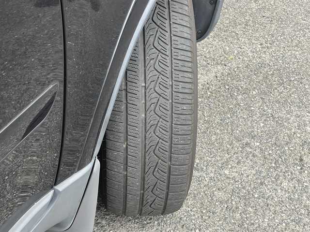 ボルボ ＸＣ９０ 3．2 山口県 2007(平19)年 12.2万km 黒 フロアマット/純正ドアバイザー/純正フォグ(前後)/純正17インチアルミ/ベージュレザーシート/フロントパワーシート/　＆シートヒーター/ルーフレール/ウィンカーミラー/パーキングアシスタンス