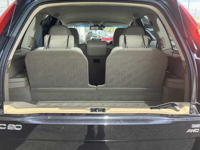 ボルボ ＸＣ９０ 3．2 山口県 2007(平19)年 12.2万km 黒 フロアマット/純正ドアバイザー/純正フォグ(前後)/純正17インチアルミ/ベージュレザーシート/フロントパワーシート/　＆シートヒーター/ルーフレール/ウィンカーミラー/パーキングアシスタンス
