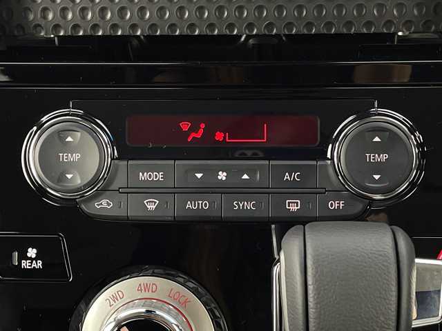 三菱 デリカＤ：５ シャモニー 新潟県 2025(令7)年 0.1千km 黒 4WD/e-Assist/登録済未使用車/マルチアラウンドモニター/両側パワースライドドア/パワーバックドア/レーダークルーズコントロール/LEDオートライト/ハーフレザーシート/シートヒーター/純正18インチアルミホイール/パドルシフト/ブラインドスポットウォーニング/ステアリングヒーター/スマートキー