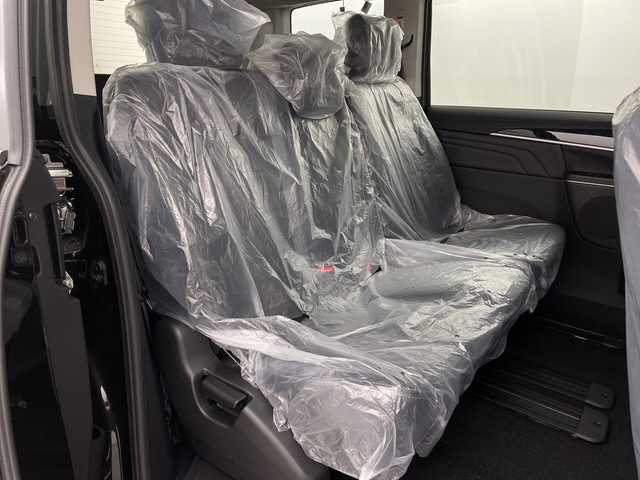 三菱 デリカＤ：５ シャモニー 新潟県 2025(令7)年 0.1千km 黒 4WD/e-Assist/登録済未使用車/マルチアラウンドモニター/両側パワースライドドア/パワーバックドア/レーダークルーズコントロール/LEDオートライト/ハーフレザーシート/シートヒーター/純正18インチアルミホイール/パドルシフト/ブラインドスポットウォーニング/ステアリングヒーター/スマートキー