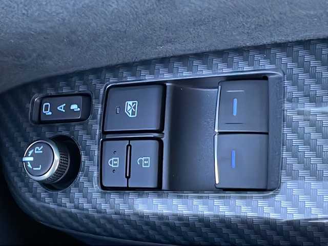 トヨタ ＧＲヤリス RZ ハイパフォーマンス 静岡県 2022(令4)年 0.6万km プラチナホワイトパールマイカ DAナビ/JBLサウンドシステム/Bluetooth/専用シート/純正18インチAW/LEDヘッドライト/オートライト/スマートキー/ビルトインETC/保証書/取説