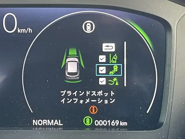 ホンダ ＺＲ－Ｖ ハイブリッド 東京都 2025(令7)年 0.1万km スーパープラチナグレーメタリック 純正９型ワイドディスプレイナビ＆フルセグ　/・BluetoothAudio&USB/・AppleCarPlay&AndroidAuto/アラウンドビューモニター　/ブラインドスポットモニター　/ＢＯＳＥサウンドシステム　/ハンズフリーパワーバックドア　/ステアリングヒーター　/ワイヤレス充電　/レーダークルーズコントロール/レーザーパワーシート/・前席シートヒーター/・前席パワーシート/・２列目パーソナルUSB/パーキングセンサーシステム/ホンダセンシング/（安全運転支援システム）/・衝突軽減ブレーキ/・歩行車事故低減ステアリング/・車線維持支援システム/・先行車発進お知らせ機能/保証書＆取説