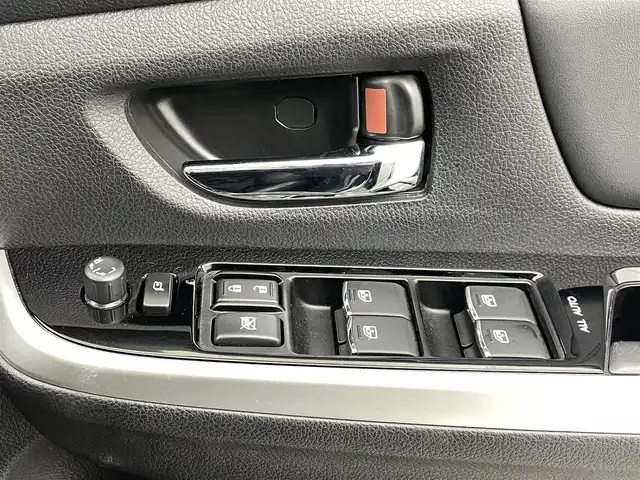 スバル レヴォーグ 2．0STIスポーツアイサイト 熊本県 2017(平29)年 9万km ダークグレーメタリック 禁煙車　/STIフロントエアロ　/純正ナビ（ＣＤ・ＤＶＤ・フルセグ・ＢＴ・ＳＤ・ＵＳＢ）/社外前後ドライブレコーダー　/バックカメラ　/ビルトインＥＴＣ　/後ろのみクリアランスソナー/レーダークルーズコントロール　/ブラインドスポットモニター/衝突軽減ブレーキ/レーンキープアシスト/横滑り防止/前席シートヒーター/前席パワーシート/純正フロアマット/純正１８インチAW/オートライト/LEDヘッドライト/フォグランプ/スマートキー/プッシュスタート/スペアキー1本