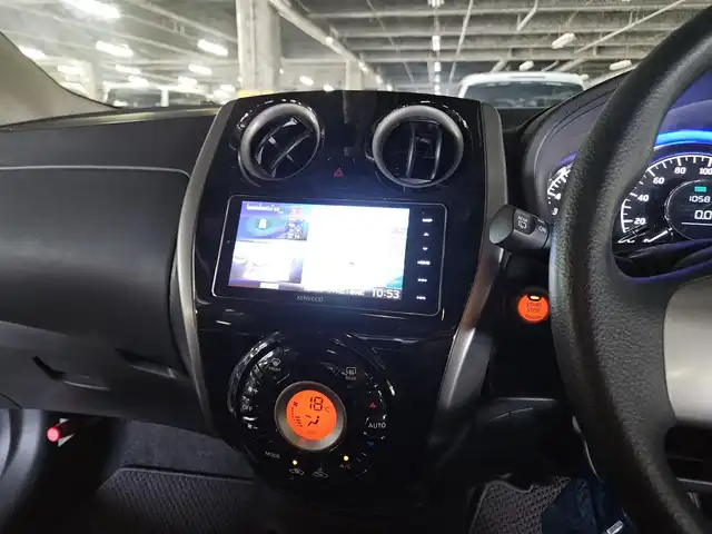 日産 ノート X DIG－S 島根県 2014(平26)年 6.3万km ブリリアントホワイトパール 〇ケンウッドナビ/〇フルセグTV/〇Bluetooth/〇ドライブレコーダー/〇SRSエアバッグ/〇エコスーパーチャージャー/〇アイドリングストップ/〇オートエアコン/〇トリコットシート/〇プライバシーガラス/〇スマートエントリー/〇エンジンプッシュスターター/〇禁煙車