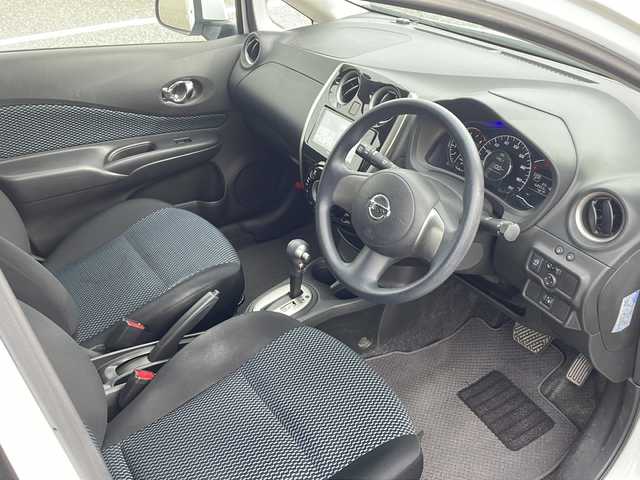 日産 ノート X DIG－S 島根県 2014(平26)年 6.3万km ブリリアントホワイトパール ケンウッドナビ/フルセグTV/ETC/ドライブレコーダー/SRSエアバッグ/エコスーパーチャージャー/アイドリングストップ/オートエアコン/トリコットシート/プライバシーガラス/スマートキー/エンジンプッシュスターター/イモビライザー/禁煙車