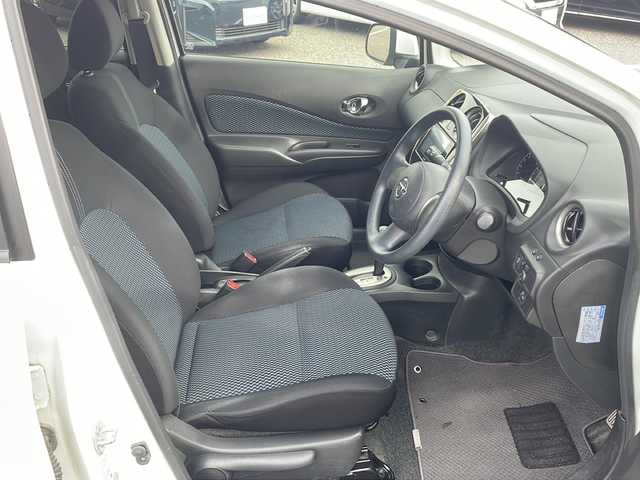 日産 ノート X DIG－S 島根県 2014(平26)年 6.3万km ブリリアントホワイトパール ケンウッドナビ/フルセグTV/ETC/ドライブレコーダー/SRSエアバッグ/エコスーパーチャージャー/アイドリングストップ/オートエアコン/トリコットシート/プライバシーガラス/スマートキー/エンジンプッシュスターター/イモビライザー/禁煙車