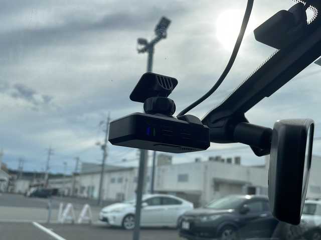 日産 ノート X DIG－S 島根県 2014(平26)年 6.3万km ブリリアントホワイトパール ケンウッドナビ/フルセグTV/ETC/ドライブレコーダー/SRSエアバッグ/エコスーパーチャージャー/アイドリングストップ/オートエアコン/トリコットシート/プライバシーガラス/スマートキー/エンジンプッシュスターター/イモビライザー/禁煙車