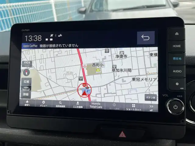 ホンダ Ｎ ＢＯＸ カスタム ターボ 埼玉県 2024(令6)年 0.4万km ミッドナイトブルービームM Honda SENSING/・衝突軽減ブレーキ/・踏み間違い衝突軽減システム/・パーキングセンサー警報/・車線維持支援システム/・アダプティブクルーズコントロール/Honda CONNECT for Gathers純正ナビ/DTV/BT/CD/DVD/SD/USB/iPod/Apple CarPlay/Android Auto/Music Rack/ハーフレザーシート/前席シートヒーター/両側パワースライドドア/マルチビューカメラ/パドルシフト/チップアップシート/ コンビニフック付シートバックテーブル(運転席＆助手席)/ オートリトラミラー/ 左右独立式リアセンターアームレスト/ 本革巻ステアリング/社外ドライブレコーダー/【VREC-DZ210D】/ビルトインETC/プッシュスタート/スマートキー/スペアキー