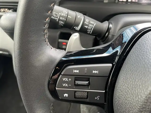 ホンダ Ｎ ＢＯＸ カスタム ターボ 埼玉県 2024(令6)年 0.4万km ミッドナイトブルービームM Honda SENSING/・衝突軽減ブレーキ/・踏み間違い衝突軽減システム/・パーキングセンサー警報/・車線維持支援システム/・アダプティブクルーズコントロール/Honda CONNECT for Gathers純正ナビ/DTV/BT/CD/DVD/SD/USB/iPod/Apple CarPlay/Android Auto/Music Rack/ハーフレザーシート/前席シートヒーター/両側パワースライドドア/マルチビューカメラ/パドルシフト/チップアップシート/ コンビニフック付シートバックテーブル(運転席＆助手席)/ オートリトラミラー/ 左右独立式リアセンターアームレスト/ 本革巻ステアリング/社外ドライブレコーダー/【VREC-DZ210D】/ビルトインETC/プッシュスタート/スマートキー/スペアキー