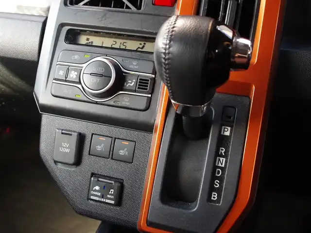 ダイハツ タフト G ターボ 埼玉県 2021(令3)年 2.7万km フォレストカーキメタリック 社外ナビ/フルセグTV/バックカメラ/ETC/ドライブレコーダー/アダプティプクルーズコントロール/ecoIDOL/スマートアシスト/SRSエアバッグ/ターボ/LEDヘッドランプ/LEDフロントフォグランプ/革巻きステアリングホイール/シートヒーター/シートアンダートレイ/純正15インチアルミホイール/スカイフィールトップ/無塗装ルーフレール