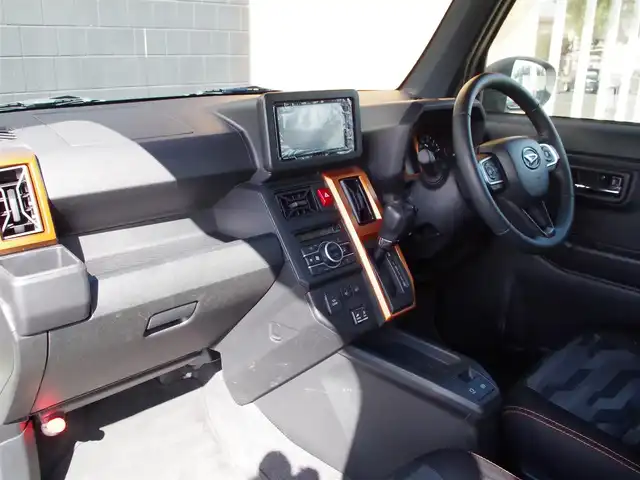 ダイハツ タフト G ターボ 埼玉県 2021(令3)年 2.7万km フォレストカーキメタリック 社外ナビ/フルセグTV/バックカメラ/ETC/ドライブレコーダー/アダプティプクルーズコントロール/ecoIDOL/スマートアシスト/SRSエアバッグ/ターボ/LEDヘッドランプ/LEDフロントフォグランプ/革巻きステアリングホイール/シートヒーター/シートアンダートレイ/純正15インチアルミホイール/スカイフィールトップ/無塗装ルーフレール