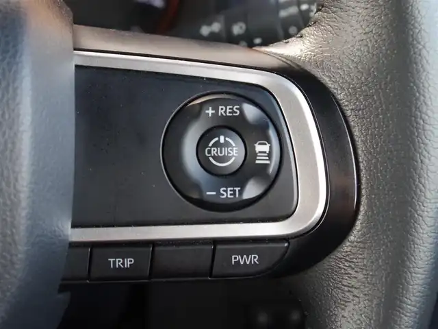 ダイハツ タフト G ターボ 埼玉県 2021(令3)年 2.7万km フォレストカーキメタリック 社外ナビ/フルセグTV/バックカメラ/ETC/ドライブレコーダー/アダプティプクルーズコントロール/ecoIDOL/スマートアシスト/SRSエアバッグ/ターボ/LEDヘッドランプ/LEDフロントフォグランプ/革巻きステアリングホイール/シートヒーター/シートアンダートレイ/純正15インチアルミホイール/スカイフィールトップ/無塗装ルーフレール