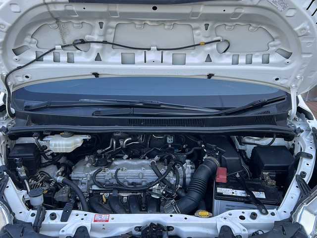 トヨタ エスクァイア Gi 福島県 2015(平27)年 8.3万km ホワイトパールクリスタルシャイン ワンオナ　純正ＳＤナビ　バックＣ　フルセグ　ＢＴ　両側パワスラ　ＬＥＤヘッドライト　オートハイビーム　寒冷地仕様　前席シートヒーター　２１年式冬タイヤ付純正ＡＷ車載　クルコン　ビルトＥＴＣ　黒革シート