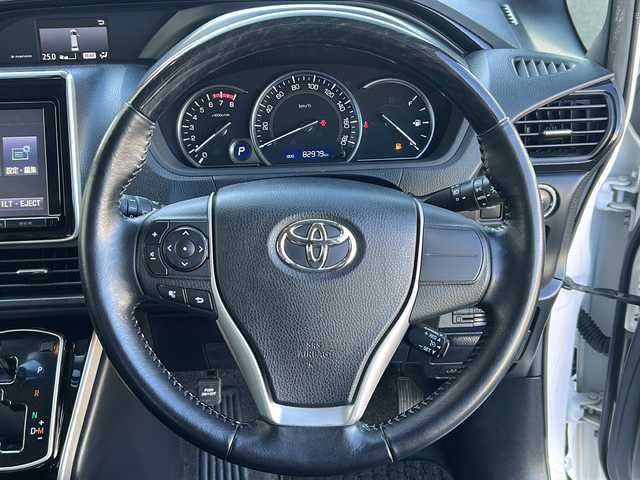 トヨタ エスクァイア Gi 福島県 2015(平27)年 8.3万km ホワイトパールクリスタルシャイン ワンオナ　純正ＳＤナビ　バックＣ　フルセグ　ＢＴ　両側パワスラ　ＬＥＤヘッドライト　オートハイビーム　寒冷地仕様　前席シートヒーター　２１年式冬タイヤ付純正ＡＷ車載　クルコン　ビルトＥＴＣ　黒革シート