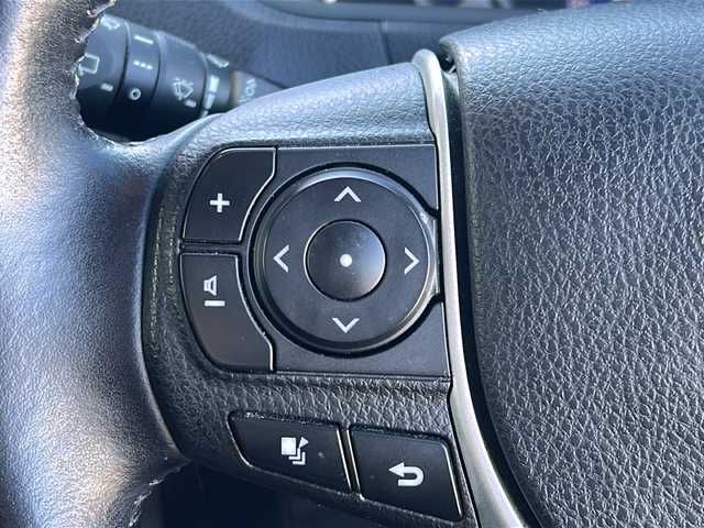 トヨタ エスクァイア Gi 福島県 2015(平27)年 8.3万km ホワイトパールクリスタルシャイン ワンオナ　純正ＳＤナビ　バックＣ　フルセグ　ＢＴ　両側パワスラ　ＬＥＤヘッドライト　オートハイビーム　寒冷地仕様　前席シートヒーター　２１年式冬タイヤ付純正ＡＷ車載　クルコン　ビルトＥＴＣ　黒革シート