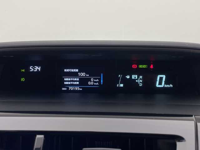 トヨタ プリウス α S ツーリングセレ GRスポーツ 宮崎県 2018(平30)年 7.1万km アティチュードブラックマイカ 禁煙車/純正9型ナビTV/（NSZT-Y68T/CD/DVD/Bluetooth/フルセグTV)/純正バックカメラ/純正LEDオートライト/純正LEDフォグ/純正18インチアルミ/純正エアロ/純正ルーフエンドスポイラー/純正フロアマット/ウインカードアミラー/ピアノブラックパネル/GRハーフレザーシート/本革巻ハンドル/スマートキー/プッシュエンジンスタート/新車時保証書/取扱い説明書