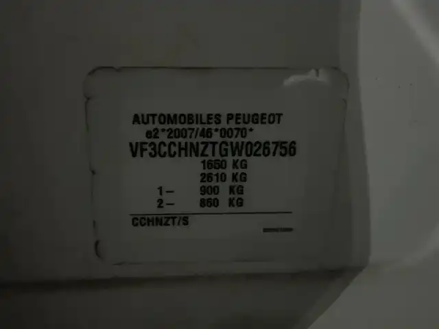 プジョー ２０８ GT ライン アイスエディション 静岡県 2016(平28)年 5.2万km 白 ユーザー買取車/クルーズコントロール/アクティブシティブレーキ/純正タッチスクリーン/FM/AM/BT/ETC/ハーフレザーシート/純正フロアマット/純正17AW