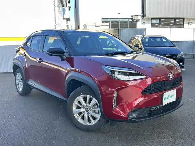 トヨタ ヤリスクロス G 宮城県 2020(令2)年 4.6万km ブラックマイカ/センシュアルレッドマイカ ・ワンオーナー/・純正ナビ/（Bluetooth/ミラキャスト/スマートデバイスリンク）/・全方位カメラ/・レーダークルーズコントロール/・レーンキープアシスト/・後方警戒システム/・衝突軽減装置/・前後コーナーセンサー/・電動パーキングブレーキ/・ブレーキホールド/・革ステアリング/・ステアリングスイッチ/・MTモード/・電動格納ウィンカーミラー/・ETC/・ISOFIX/・LEDライト/・オートライト/・オートハイビーム/・リアプライバシーガラス/・バイザー/・フロアマット/・W＋サイドエアバッグ/ABS/・純正16インチアルミホイール/・スマートキー/・プッシュスタート/・取扱説明書/・保証書