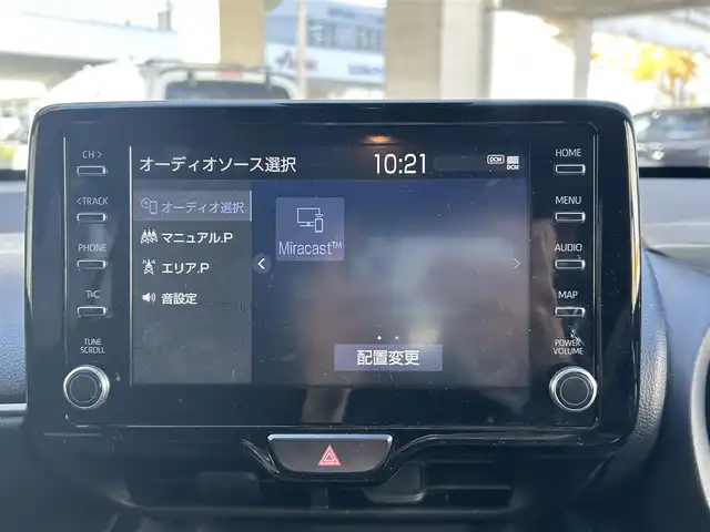 トヨタ ヤリスクロス G 宮城県 2020(令2)年 4.6万km ブラックマイカ/センシュアルレッドマイカ ・ワンオーナー/・純正ナビ/（Bluetooth/ミラキャスト/スマートデバイスリンク）/・全方位カメラ/・レーダークルーズコントロール/・レーンキープアシスト/・後方警戒システム/・衝突軽減装置/・前後コーナーセンサー/・電動パーキングブレーキ/・ブレーキホールド/・革ステアリング/・ステアリングスイッチ/・MTモード/・電動格納ウィンカーミラー/・ETC/・ISOFIX/・LEDライト/・オートライト/・オートハイビーム/・リアプライバシーガラス/・バイザー/・フロアマット/・W＋サイドエアバッグ/ABS/・純正16インチアルミホイール/・スマートキー/・プッシュスタート/・取扱説明書/・保証書