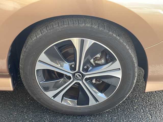 日産 リーフ X Vセレクション 京都府 2021(令3)年 2.7万km オレンジⅡ 純正メモリナビ/アラウンドビューモニター/プロパイロット/ブラインドスポットモニター/インテリジェンスルームミラー/前席シートヒーター/LEDヘッドライト/ビルトインETC/ステアリングヒーター