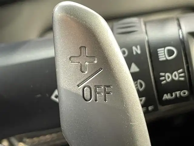 三菱 デリカＤ：５ ジャスパー 愛知県 2023(令5)年 1.8万km ブラックダイヤモンド/グラファイトグレーメタリック マルチビューモニター　/ＡＣ１００Ｖ　/JASPERコンプリートパッケージ/マットフラップ/エンジンフードエンブレム/電動バックドア　/両側パワースライドドア　/レーダークルーズコントロール/衝突軽減ブレーキ　/シートヒーター　/ステアリングヒーター　/レーンキープアシスト　/ブラインドスポットモニター/パドルシフト　/パワーシート　/ＬＥＤヘッドライト/LEDフォグランプ/アイドリングストップ/純正フロアマット　/ラゲッジガード/プッシュスタート/　　-スマートキー