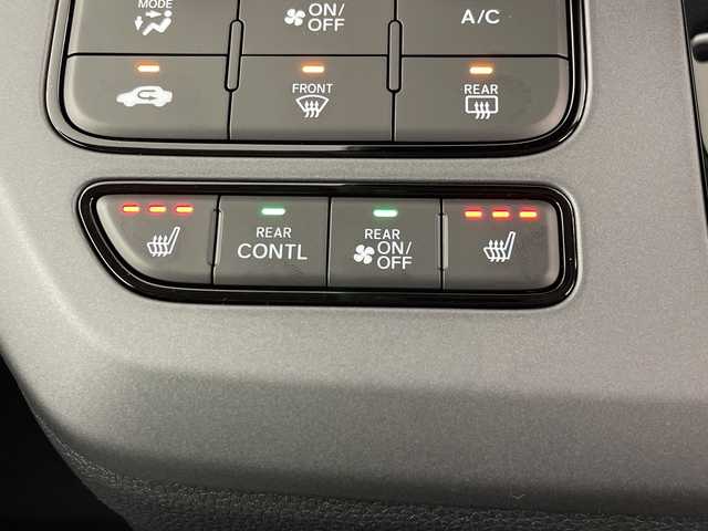 ホンダ フリード ハイブリット e:HEV AIR EX 埼玉県 2025(令7)年 0.1千km メテオロイドグレーメタリック 登録済未使用車/純正メモリナビ/Bluetooth/フルセグ/バックカメラ/両側パワースライドドア/ホンダセンシング/・レーダークルーズコントロール/・レーンキープアシスト/・衝突軽減システム/・誤発進抑制機能/・標識認識機能/前席シートヒーター/ハーフレザーシート/純正１５インチアルミホイール/プッシュスタート/スマートキー/スペアキー