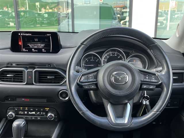 マツダ ＣＸ－５ XD Lパッケージ 岐阜県 2020(令2)年 4.4万km スノーフレイクホワイトパールマイカ 登録時走行距離：43793km/メーカー純正ディスプレイオーディオ/　CD DVD BT ワンセグTV/全方位カメラ/パワーバックドア/ブラックレザーシート/全席シートヒーター/パワーシート/ステアリングヒーター/革巻きステアリング/衝突被害軽減装置/レーンキープアシスト/レーダークルーズコントロール/ヘッドアップディスプレイ/ブラインドスポットモニター/クリアランスソナー/LEDヘッドライト/オートライト/ETC/プッシュスタート/スマートキー/スペアキー