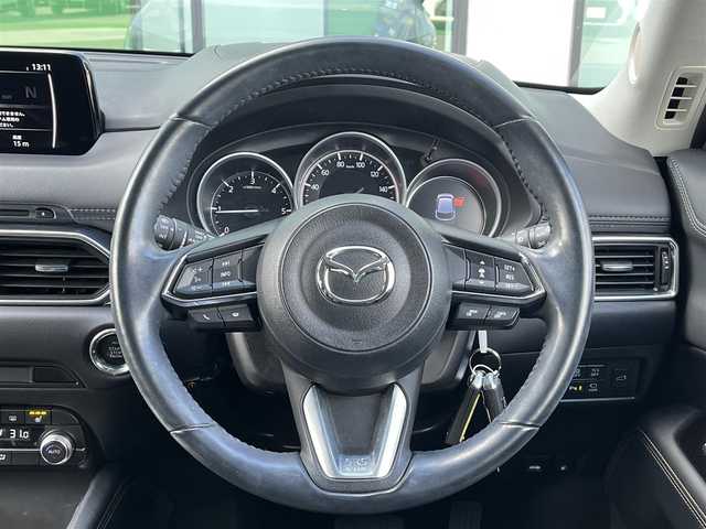 マツダ ＣＸ－５ XD Lパッケージ 岐阜県 2020(令2)年 4.4万km スノーフレイクホワイトパールマイカ 登録時走行距離：43793km/メーカー純正ディスプレイオーディオ/　CD DVD BT ワンセグTV/全方位カメラ/パワーバックドア/ブラックレザーシート/全席シートヒーター/パワーシート/ステアリングヒーター/革巻きステアリング/衝突被害軽減装置/レーンキープアシスト/レーダークルーズコントロール/ヘッドアップディスプレイ/ブラインドスポットモニター/クリアランスソナー/LEDヘッドライト/オートライト/ETC/プッシュスタート/スマートキー/スペアキー