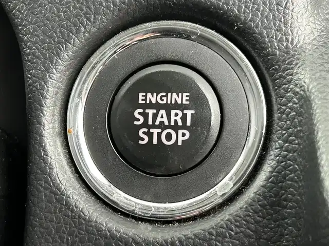 スズキ ワゴンＲ スティングレー HYBRID X 福岡県 2022(令4)年 3.1万km パール 社外ディスプレイオーディオ（ＢＴ）　/バックカメラ　/ＥＴＣ　/前方ドライブレコーダー　/コーナーセンサー　/衝突被害軽減ブレーキ　/レーンキープ　/アイドリングストップ　/シートヒーター　/純正１４インチＡＷ　/ＬＥＤ
