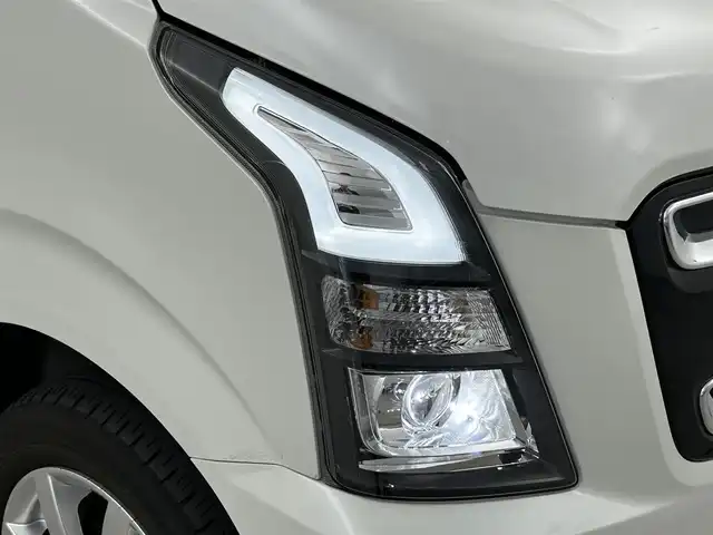 スズキ ワゴンＲ スティングレー HYBRID X 福岡県 2022(令4)年 3.1万km パール 社外ディスプレイオーディオ（ＢＴ）　/バックカメラ　/ＥＴＣ　/前方ドライブレコーダー　/コーナーセンサー　/衝突被害軽減ブレーキ　/レーンキープ　/アイドリングストップ　/シートヒーター　/純正１４インチＡＷ　/ＬＥＤ