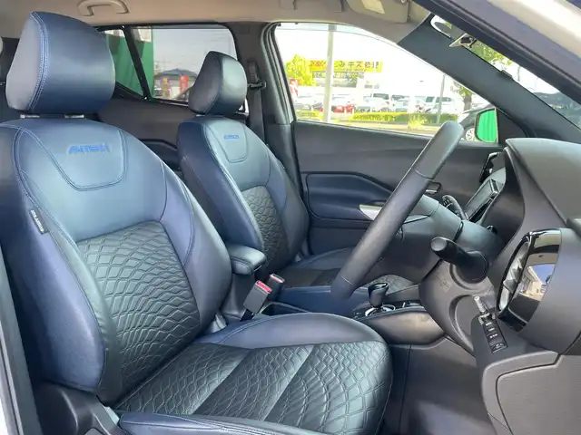 日産 キックス オーテック 埼玉県 2021(令3)年 6.7万km ブリリアントホワイトパール /純正9型メモリナビ//フルセグTV//全方位モニター//CD/DVD/Bluetooth//アダプティブクルーズコントロール//プロパイロット//ビルトインETC//スマートキー×2//LEDヘッドライト//前2席シートヒーター//ステアリングヒーター//エマージェンシーブレーキ//側方支援(LDW・LDP)//ハンドル支援//クリアランスソナー//W.サイド.カーテン.ニーエアバッグ//ABS/横滑り防止装置//革巻きステアリング//Fフォグライト//オートライト//社外デイライトOFFスイッチ//プライバシーガラス//ドアバイザー//純正17インチAW//社外16AW付きスタッドレスあり//社外マフラー（柿本）//新車時保証書//取扱説明書//ナビ取説