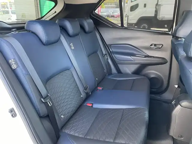 日産 キックス オーテック 埼玉県 2021(令3)年 6.7万km ブリリアントホワイトパール /純正9型メモリナビ//フルセグTV//全方位モニター//CD/DVD/Bluetooth//アダプティブクルーズコントロール//プロパイロット//ビルトインETC//スマートキー×2//LEDヘッドライト//前2席シートヒーター//ステアリングヒーター//エマージェンシーブレーキ//側方支援(LDW・LDP)//ハンドル支援//クリアランスソナー//W.サイド.カーテン.ニーエアバッグ//ABS/横滑り防止装置//革巻きステアリング//Fフォグライト//オートライト//社外デイライトOFFスイッチ//プライバシーガラス//ドアバイザー//純正17インチAW//社外16AW付きスタッドレスあり//社外マフラー（柿本）//新車時保証書//取扱説明書//ナビ取説