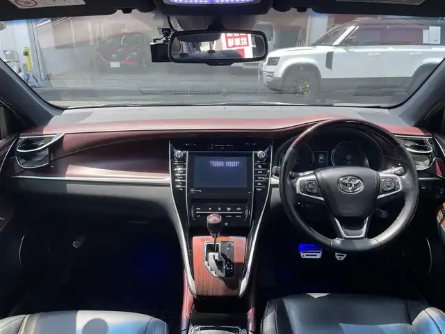 トヨタ ハリアー プレミアム アドバンスドP 千葉県 2015(平27)年 9.8万km ブラック Bluetooth/ハーフレザー/センターコンソール内に置くだけ充電器/ドライブレコーダー(CSD-790htg)/車内ライト(LED)/純正ナビ(AM/FM/CD/DVD/ブルーレイ/AUX/USB)/パワーバックドア/カーテシランプ/アランドビューモニター/運転席：パワーシート/電格ミラー/LTA/JBL/コーナーセンサー/スペアタイヤ