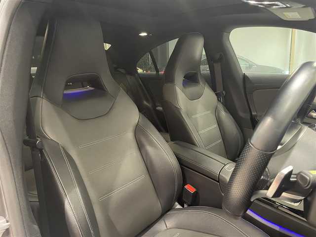 メルセデス・ベンツ ＣＬＡ２００ｄ AMGライン 愛知県 2019(令1)年 2.5万km マウンテングレー レザーエクスクルーシブ　/パノラミックスライディングルーフ、/ヘッドアップディスプレイ/レーダーセーフティＰＫＧ　/アドバンスドＰＫＧ　/ＭＢＵＸ　/Ｂｌｕｅｔｏｏｔｈ　/フルセグＴＶ　/３６０度カメラ　/ワイヤレスチャージ　/ＬＥＤヘッドライト　/ACC/LKA/LDW/BSM/ドライブレコーダー/ETC2.0/プッシュスタート/アイドリングストップ