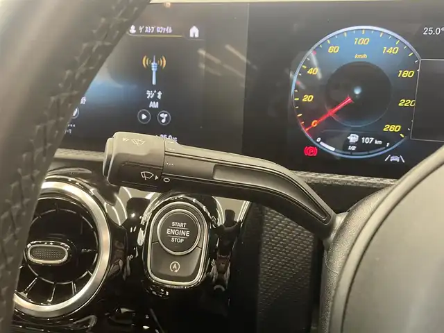 メルセデス・ベンツ Ａ１８０ セダン 岡山県 2020(令2)年 2.2万km ブルーブラック 純正ナビ/バックカメラ/MTモード付きAT/パドルシフト/ビルトインETC/スペアキー/コーナーセンサー/ハーフレザーシート/シートヒーター/Bluetooth/前方ドライブレコーダー/フルセグTV/純正16インチアルミホイール/LED/オートライト/USB/衝突被害軽減システム/純正フロアマット/アイドリングストップ